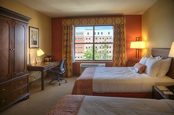 The Warner 3* West Chester